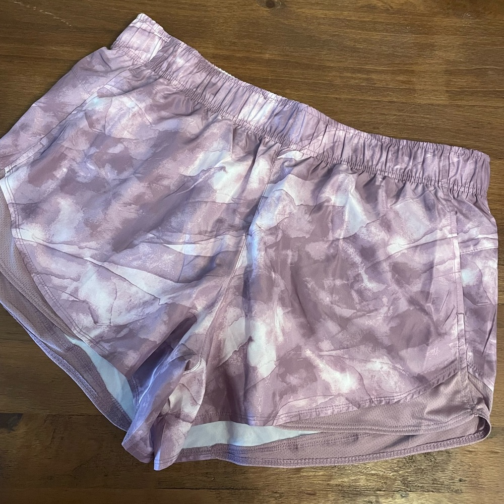 Athletic works women’s short in a unique purple wash. Size XL.
